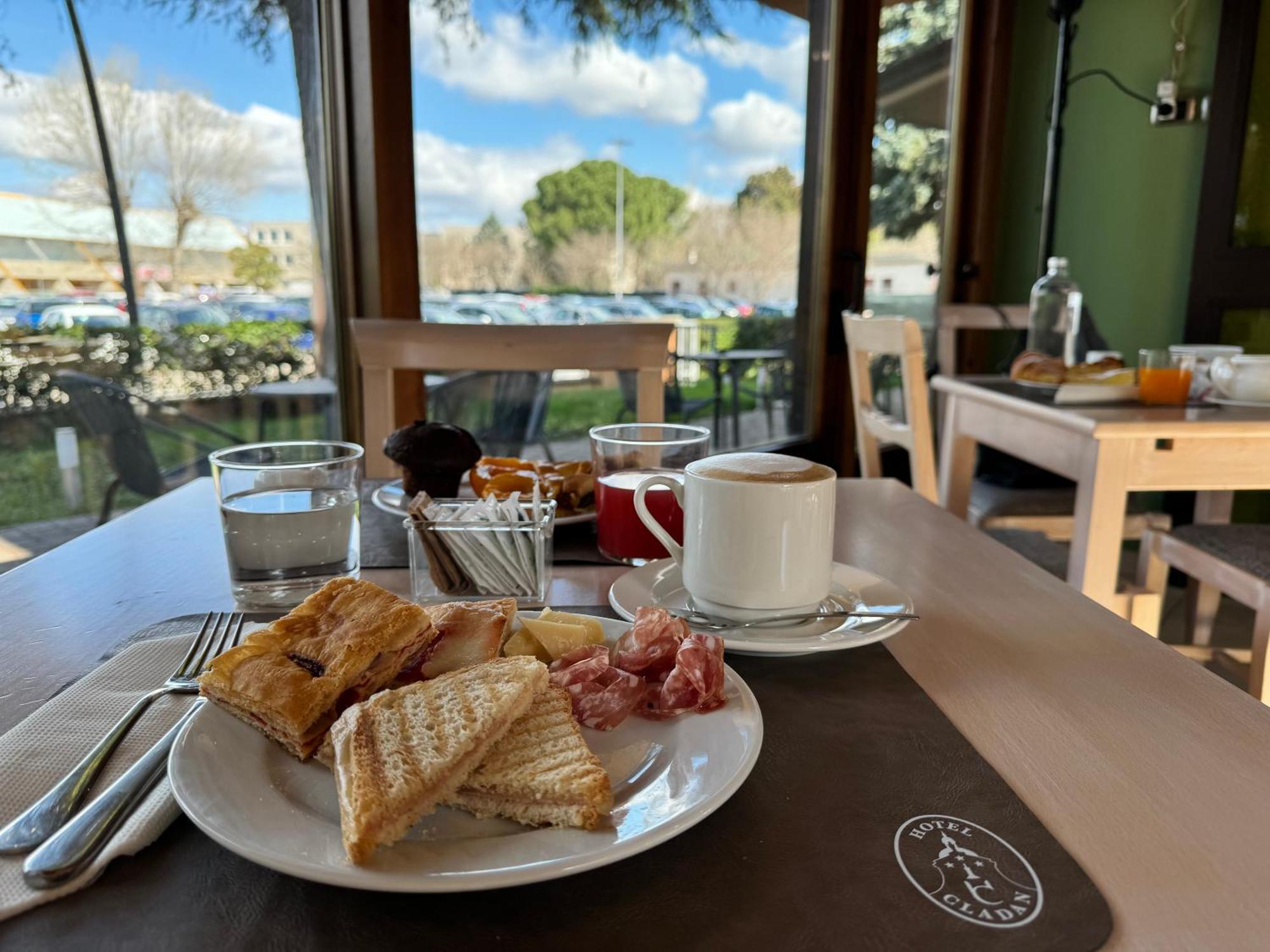 Hotel Cladan Assisi Eksteriør billede