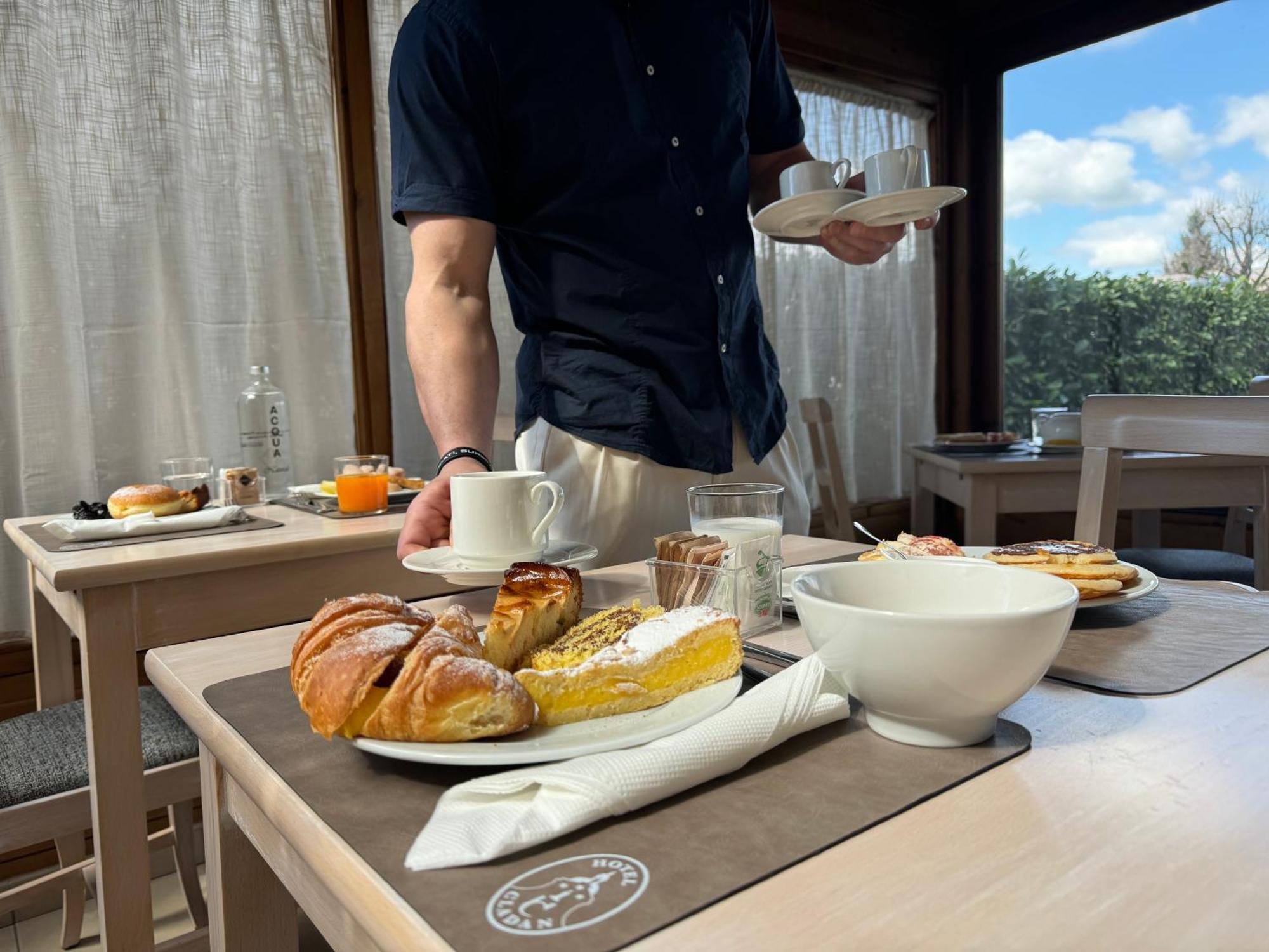 Hotel Cladan Assisi Eksteriør billede
