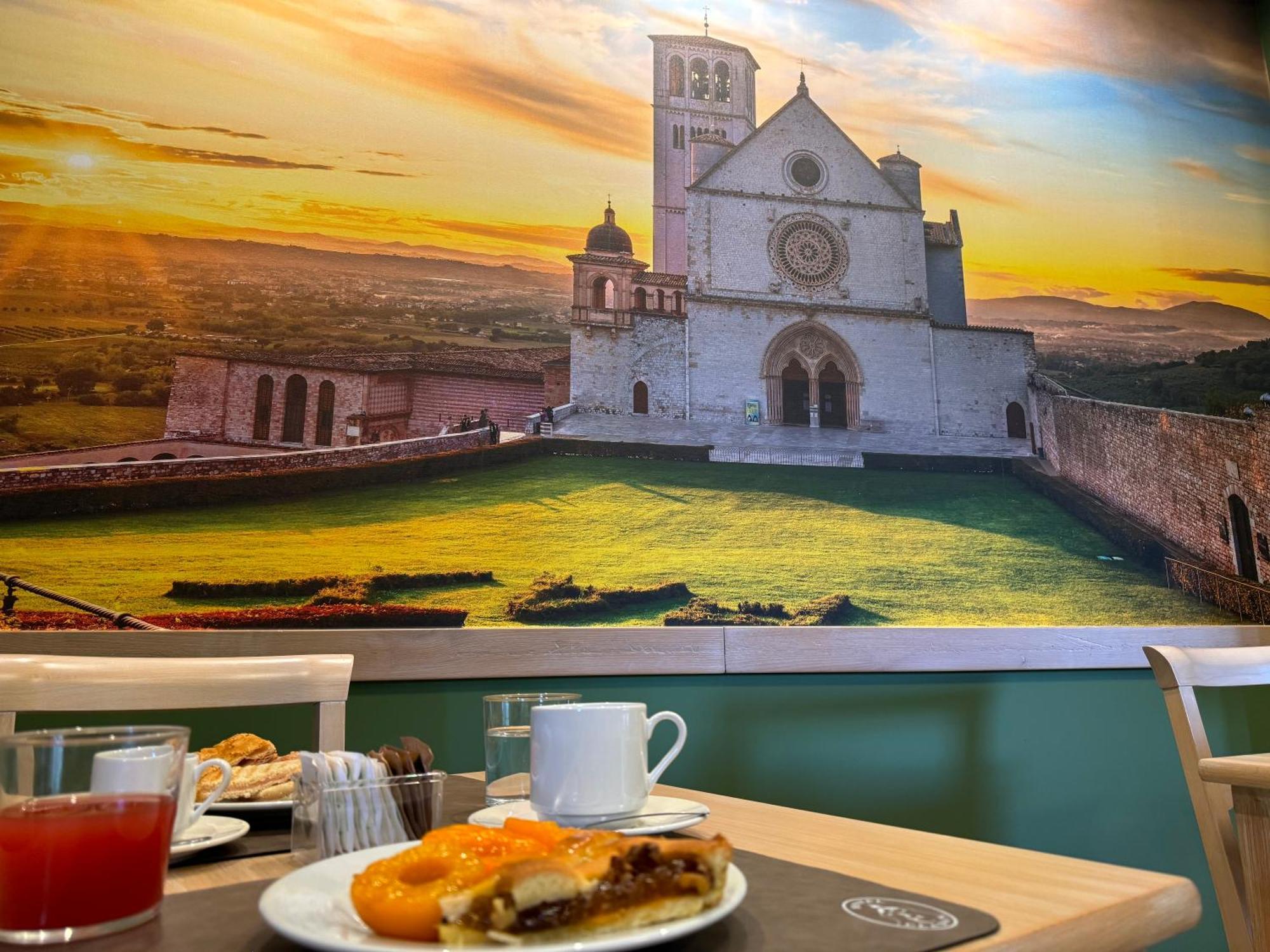 Hotel Cladan Assisi Eksteriør billede